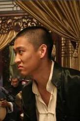 小笔（曹云金饰演）