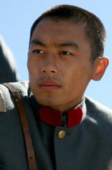 朱传武（朱亚文饰演）