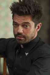 杰西·卡斯特（Jesse Custer）（多米尼克·库珀饰演）