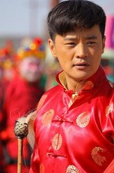 吴天旺（赵锦焘饰演）