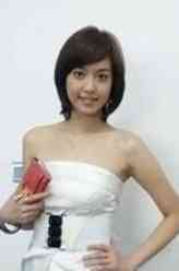 梁小舒（陈庭妮饰演）