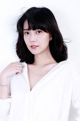 郑贞（丁宁饰演）