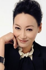 隆裕太后（惠英红饰演）