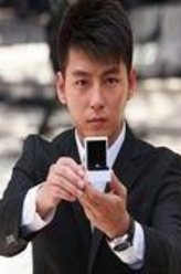 任何（王建福饰演）