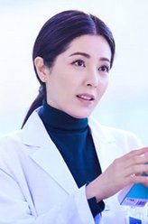 叶梅（曾黎饰演）