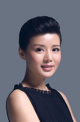 郭芳（程愫饰演）