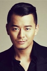 程鹏（张戈饰演）