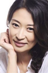 刘琼斯（梁静饰演）
