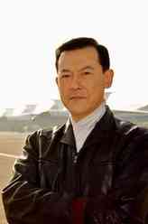 黄逸山（武振素饰演）