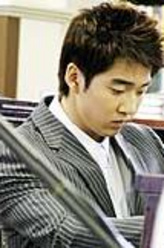 尹继尚（尹继尚饰演）