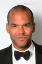 菲尔南多·苏克雷（阿莫里·诺拉斯科饰演）