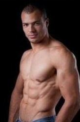 安迪·麦肯济（安迪·麦肯济饰演）