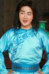 陈邦国（余少群饰演）