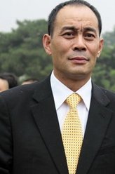 冯炳辰（张光北饰演）