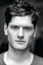 Francis Poldark（凯尔·索列尔饰演）