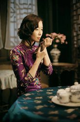 赵春花（柯蓝饰演）