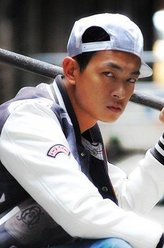 张木荣（木虱）（梁竞徽饰演）