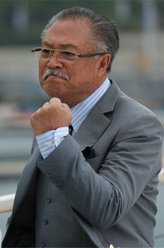 丁怀远（刘文治饰演）