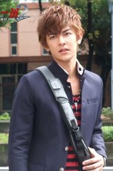 汪大东（汪东城饰演）