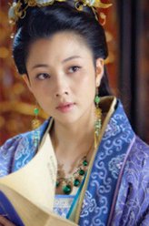 王月虹（殷桃饰演）