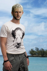 查理·佩思（多米尼克·莫纳汉饰演）