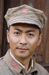 陈毅（黄俊鹏饰演）