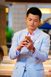 戴维（王煜饰演）