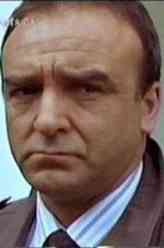 John Bowe（John Bowe饰演）