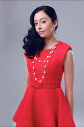 vivian（Amy Grubb-Han饰演）