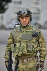 雷战(雷神)（徐佳饰演）