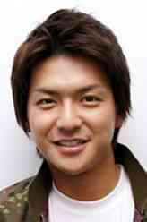 石田卓也（石田卓也饰演）