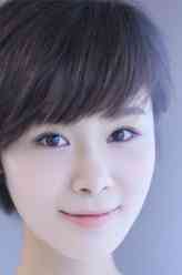 冷秀英（金晶饰演）