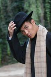 佟铁生（李君峰饰演）