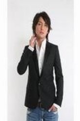 孤门一辉（川久保拓司饰演）