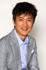 奉达浩（安内相饰演）