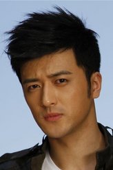 曹查理（姚奕辰饰演）