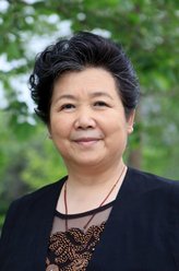 李文玲（李文玲饰演）