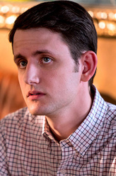 Donald Jared Dunn（扎克·伍兹饰演）