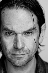 Murtagh Fraser（Duncan Lacroix饰演）