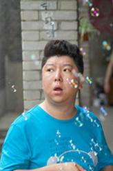祝贺（刘天佐饰演）