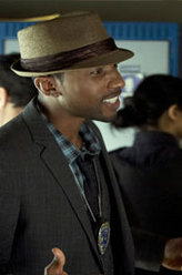 Hale（柯林斯饰演）