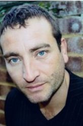 迈克尔·纳尔多内（迈克尔·纳尔多内饰演）