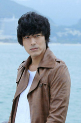 林隽介（韩在石饰演）