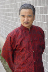 白常天（岳跃利饰演）