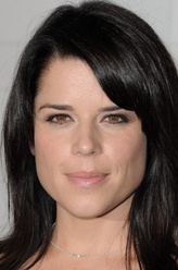 Leann Harvey（内芙·坎贝尔饰演）