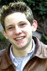 Abraham Woodhull（杰米·贝尔饰演）