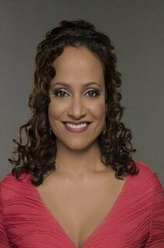 Zoila（朱迪·雷耶斯饰演）