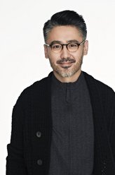 尚飞（吴秀波饰演）