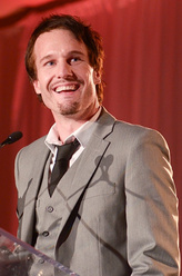 Martin（Bart Curlish饰演）