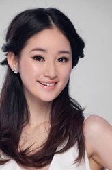 草儿（郭晓婷饰演）